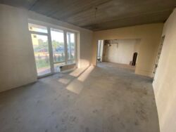 продам квартиру з двориком і ділянкою фото 5 продам квартиру з двориком і ділянкою фото 5