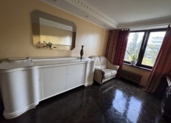 Продається 2-кімнатна квартира з якісним ремонтом у центрі Русанівки фото 16 Продається 2-кімнатна квартира з якісним ремонтом у центрі Русанівки фото 16