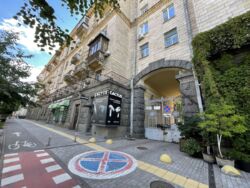 Квартира в Центрі міста Хрещатик Прорізна фото 4 Квартира в Центрі міста Хрещатик Прорізна фото 4