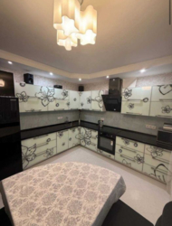 Продаж просторої 4-кімнатної квартири з якісним ремонтом фото 2 Продаж просторої 4-кімнатної квартири з якісним ремонтом фото 2