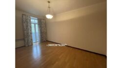 Продаж квартири під ремонт Хрещатик Центр Майдан фото 12 Продаж квартири під ремонт Хрещатик Центр Майдан фото 12