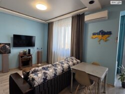  1  41.9 .   .   Green Life  2