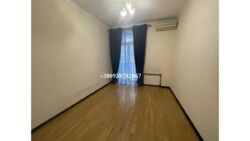 Продаж квартири під ремонт Хрещатик Центр Майдан фото 5 Продаж квартири під ремонт Хрещатик Центр Майдан фото 5