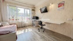   , ,   . ( ), 13, .   8