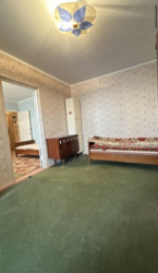 3-кімнатна під ремонт у чудовій локації - парк, метро, транспорт! фото 2 3-кімнатна під ремонт у чудовій локації - парк, метро, транспорт! фото 2