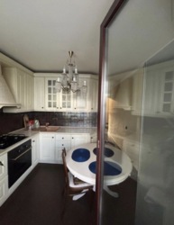 Продається 2-кімнатна квартира з якісним ремонтом у центрі Русанівки фото 7 Продається 2-кімнатна квартира з якісним ремонтом у центрі Русанівки фото 7