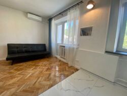 Продається квартира Київ, Киквидзе ул., 30 фото 3 Продається квартира Київ, Киквидзе ул., 30 фото 3