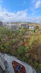  4    Podil Plaza & Residence  12