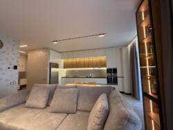 🏢  3-       Derby Style House, .  ,   3