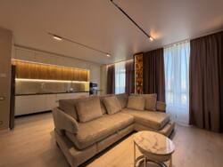 🏢  3-       Derby Style House, .  ,   7