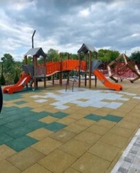 1� �������� � ������ ��������� (4 ������), ������ - �� ĳ� ���� 4