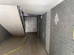 Квартира, двостороння, з двома балконами! фото 3 Квартира, двостороння, з двома балконами! фото 3