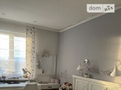 ������ 3� �������� 72 ��. � ���� 4