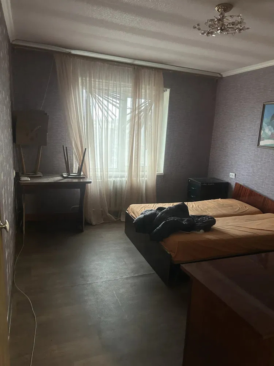Продается 2-комнатная квартира на Артема фото 1 Продается 2-комнатная квартира на Артема фото 1