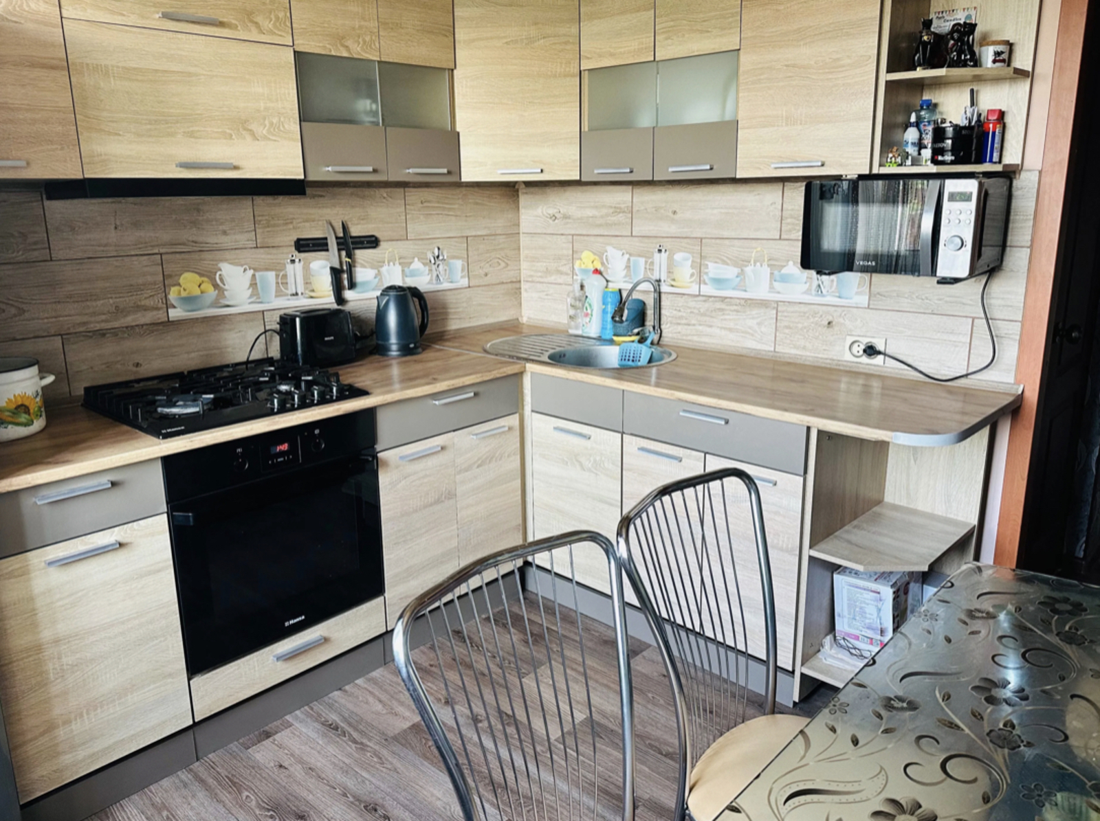 Продается 3-х комнатная квартира, район Химик фото 1 Продается 3-х комнатная квартира, район Химик фото 1