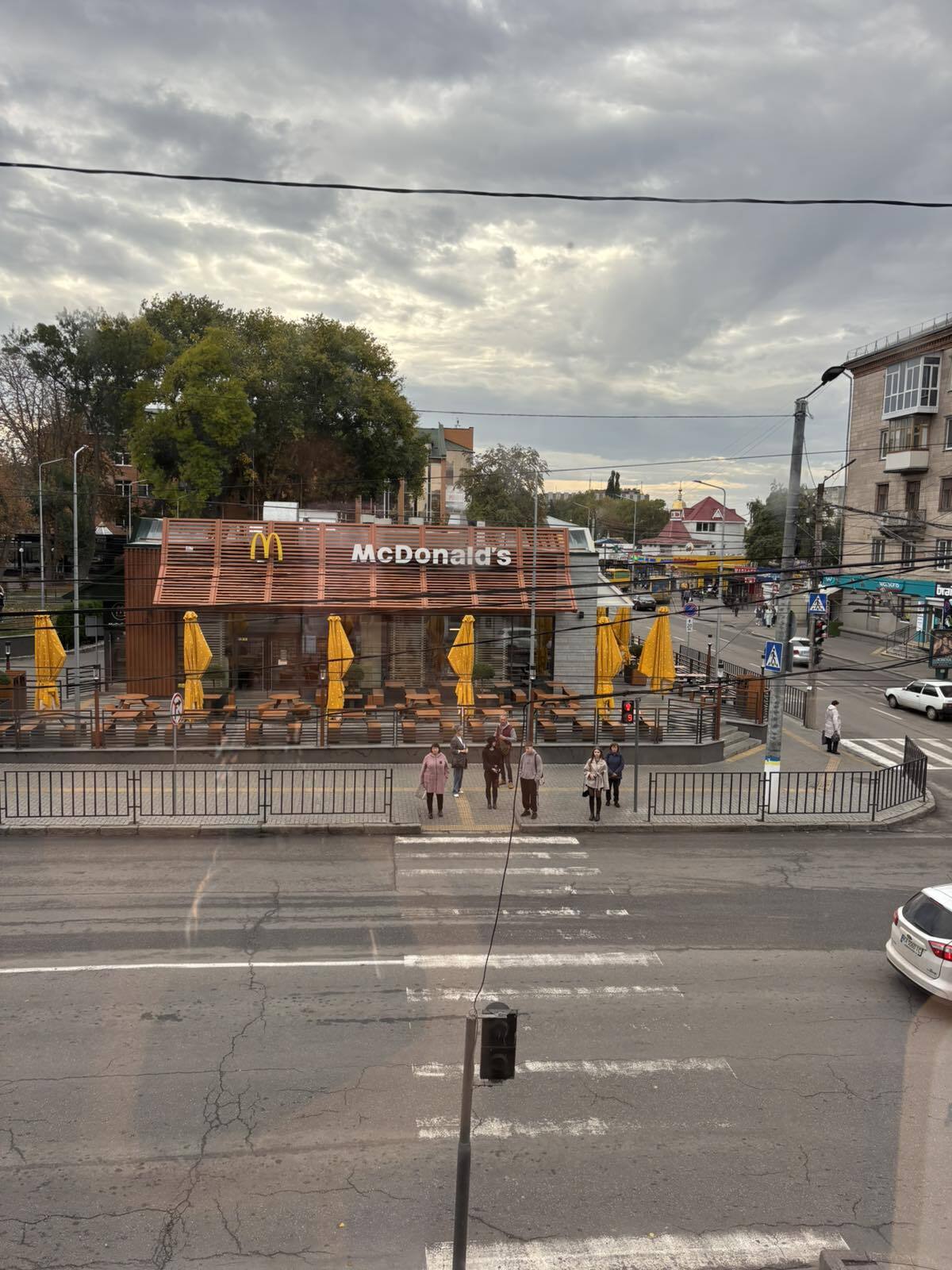 Увага ! продаж 2х кімнатної самий Центр біля Макдональдса фото 1 Увага ! продаж 2х кімнатної самий Центр біля Макдональдса фото 1