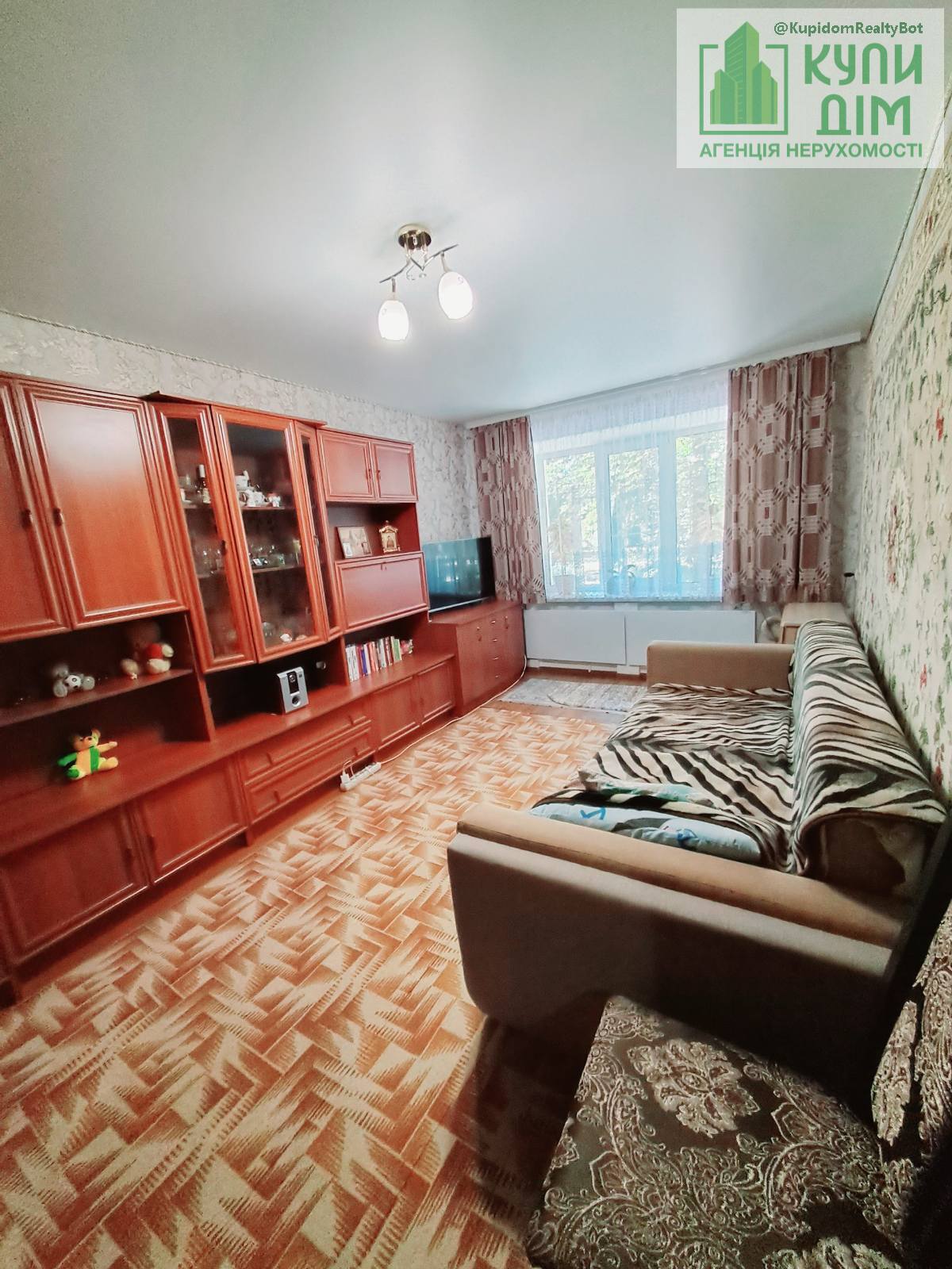 Терміново продам 1-о кк в Новомиколаївці біля Нової пошти. фото 1 Терміново продам 1-о кк в Новомиколаївці біля Нової пошти. фото 1