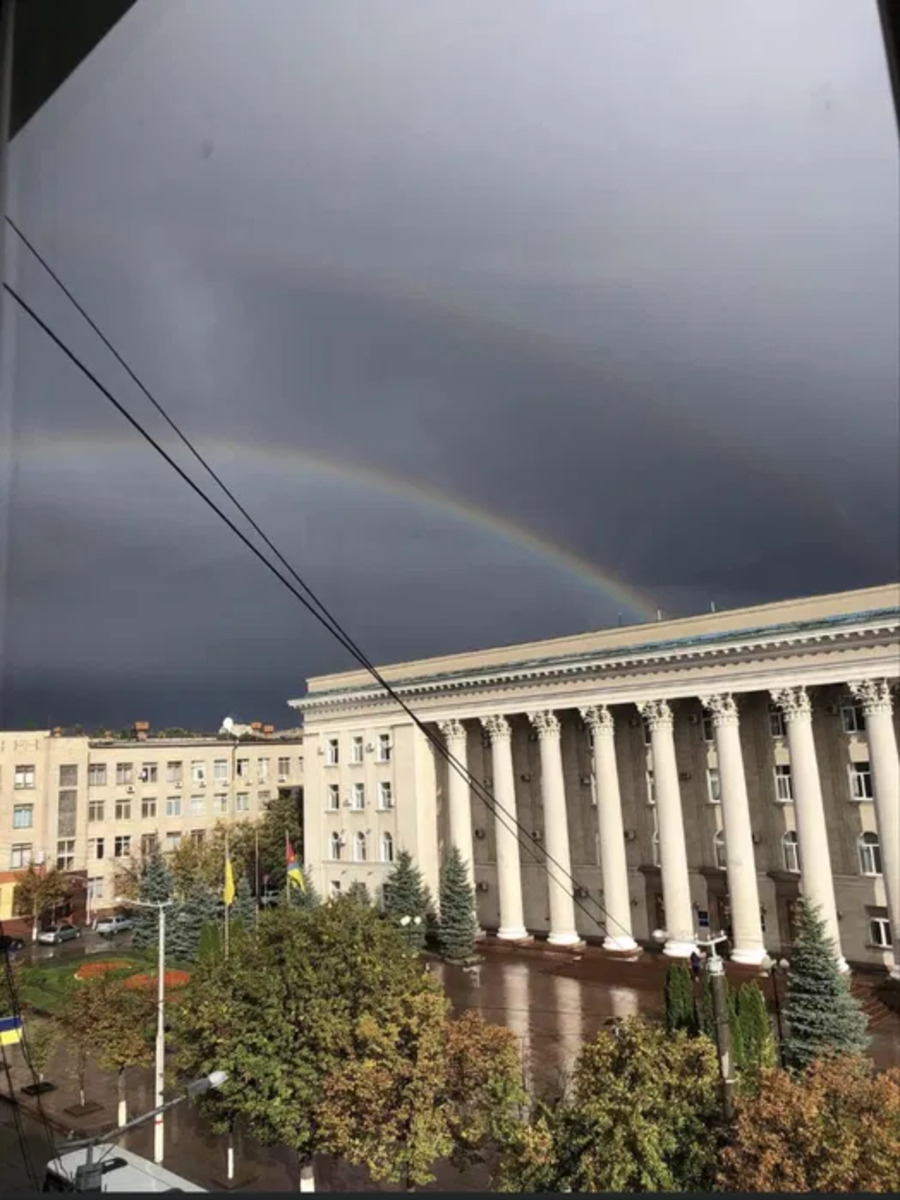 Продам 2х кімнатну сталінку. центр 57 кв.м. фото 1 Продам 2х кімнатну сталінку. центр 57 кв.м. фото 1