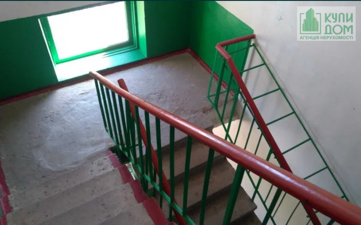 Продам 1-кімнатну квартиру в Кропивницькому Продам 1-кімнатну квартиру в Кропивницькому