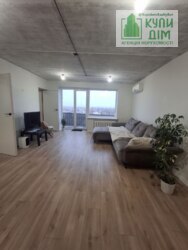 Ексклюзивна квартира 95 кв.м., гараж в подарунок | Критий ринок фото 4 Ексклюзивна квартира 95 кв.м., гараж в подарунок | Критий ринок фото 4