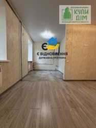 Продам 2-кімнатну квартиру в центрі фото 1 Продам 2-кімнатну квартиру в центрі фото 1