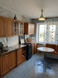 Продаж просторої 3-кімнатної квартири в самому центрі Олександрії! фото 1 Продаж просторої 3-кімнатної квартири в самому центрі Олександрії! фото 1