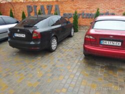     GRAND PLAZA  5