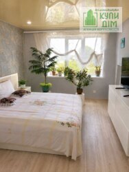 Продається секція в гуртожитку 95 кв.м. | 5 кімнат фото 1 Продається секція в гуртожитку 95 кв.м. | 5 кімнат фото 1