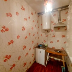 Сдам 2-к.квартиру под жильё и под коммерцию Барикадная фото 3 Сдам 2-к.квартиру под жильё и под коммерцию Барикадная фото 3