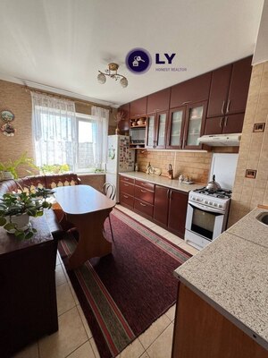 Продам 3к квартиру на Перемозі Соборний район фото 2 Продам 3к квартиру на Перемозі Соборний район фото 2
