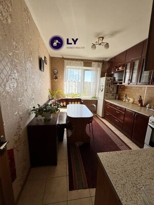 Продам 3к квартиру на Перемозі Соборний район фото 3 Продам 3к квартиру на Перемозі Соборний район фото 3