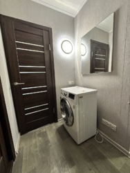 Продам 2 кімн квартиру в Ж/М Тополь 3 фото 5 Продам 2 кімн квартиру в Ж/М Тополь 3 фото 5