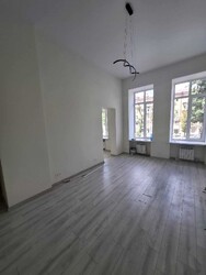 у продажу 2х сталинка біля парку Глоби з автономним опаленням фото 4 у продажу 2х сталинка біля парку Глоби з автономним опаленням фото 4