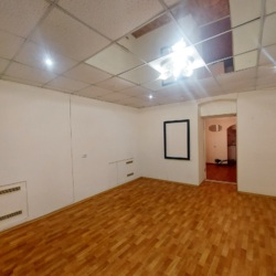 Сдам 2-к.квартиру под жильё и под коммерцию Барикадная фото 6 Сдам 2-к.квартиру под жильё и под коммерцию Барикадная фото 6