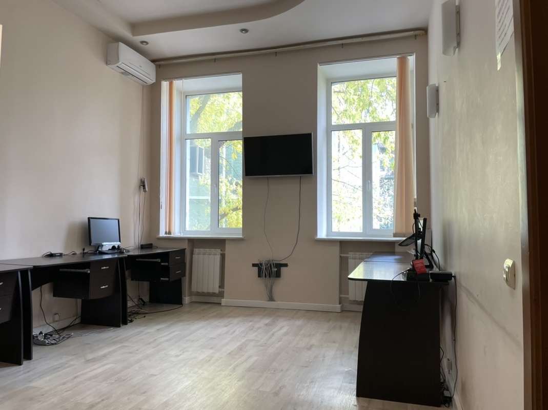 Продається квартира Київ, Шевченківський, Пушкинская ул., 12б фото 1 Продається квартира Київ, Шевченківський, Пушкинская ул., 12б фото 1