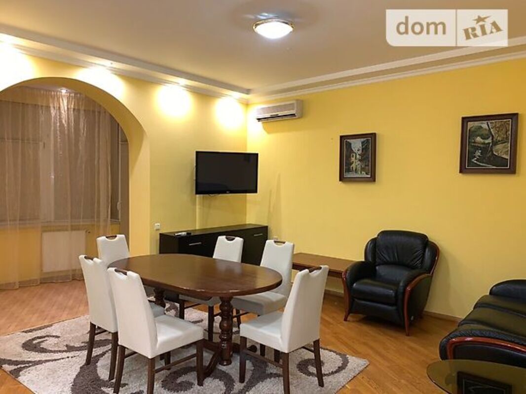 Продається квартира Київ, Печерський, Старонаводницкая ул., 13 фото 1 Продається квартира Київ, Печерський, Старонаводницкая ул., 13 фото 1