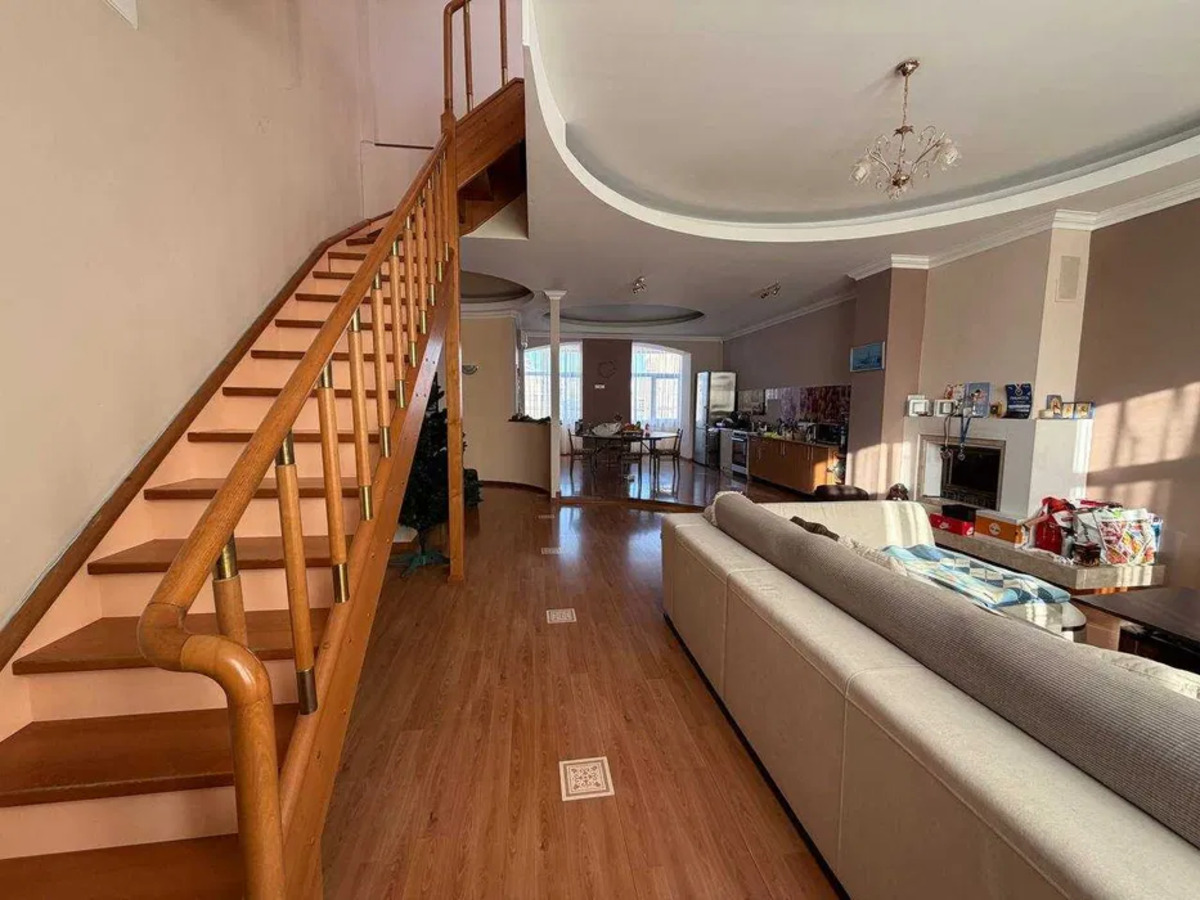 ��������� �������� ����������� ��., 32-34, ���, ����������, �. �������� ���� 1