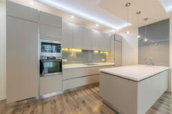   , ,   . ( ()), 44, .   2