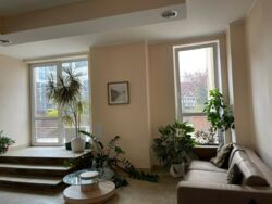       Garden City Residence!  12