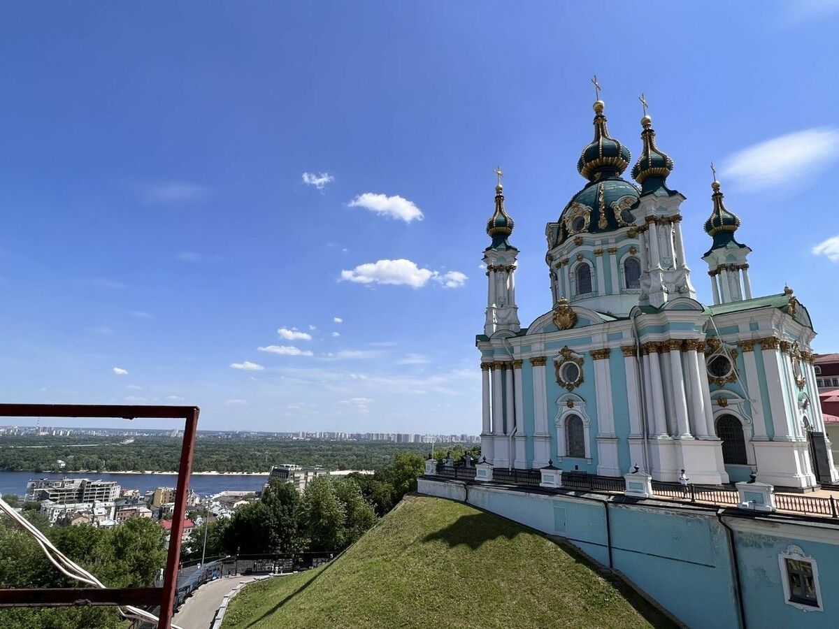 Продається квартира Київ, Подільський, Андреевский спуск, 34 фото 1 Продається квартира Київ, Подільський, Андреевский спуск, 34 фото 1