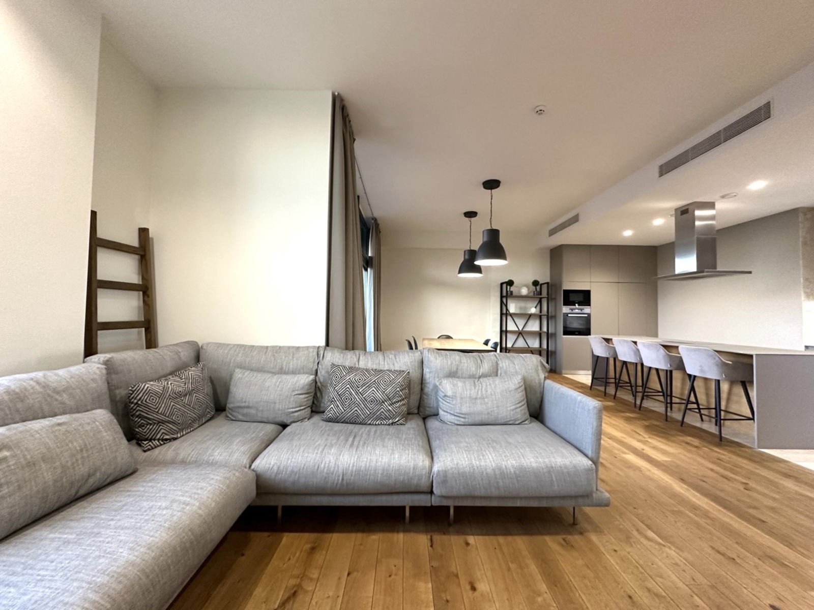 Продається квартира Київ, Печерський, Мичурина пер., 28, м. Звіринецька фото 1 Продається квартира Київ, Печерський, Мичурина пер., 28, м. Звіринецька фото 1