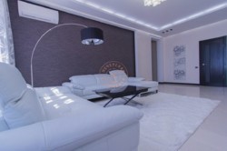  9, 4 , 200, 22., 950 000$  1