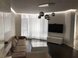 , 3-   Pechersky 525 000 $  1