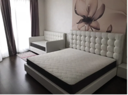 , 3-   Pechersky 525 000 $  4