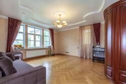   , ,   ., 28, .    10