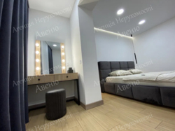 Продаж 2 кімнатної квартири в ЖК фото 9 Продаж 2 кімнатної квартири в ЖК фото 9