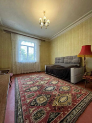 Продається 4х кімнатна квартира ( сталінка) в Центрі. фото 5 Продається 4х кімнатна квартира ( сталінка) в Центрі. фото 5