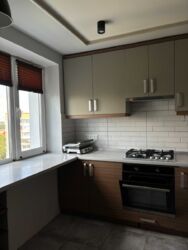 Продаж великогабаритної 3-х кімнатної квартири Попова (5 поліклініка) фото 3 Продаж великогабаритної 3-х кімнатної квартири Попова (5 поліклініка) фото 3