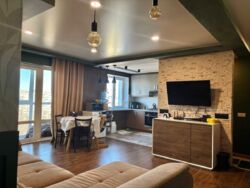 Велика 3-кімнатна квартира з дизайнерським ремонтом | 82 м? | Попова. фото 4 Велика 3-кімнатна квартира з дизайнерським ремонтом | 82 м? | Попова. фото 4