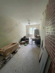 Простора 4-кімнатна квартира біля АТБ на Бєляєва - ПІД РЕМОНТ!. фото 8 Простора 4-кімнатна квартира біля АТБ на Бєляєва - ПІД РЕМОНТ!. фото 8